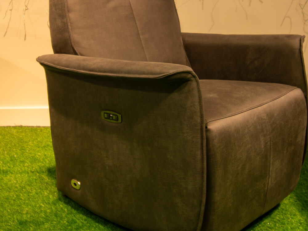 Mira Porto sta op en relaxfauteuil showroommodel - Afbeelding 7