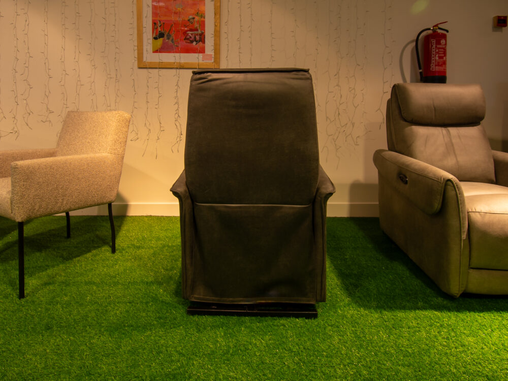 Mira Porto sta op en relaxfauteuil showroommodel - Afbeelding 10