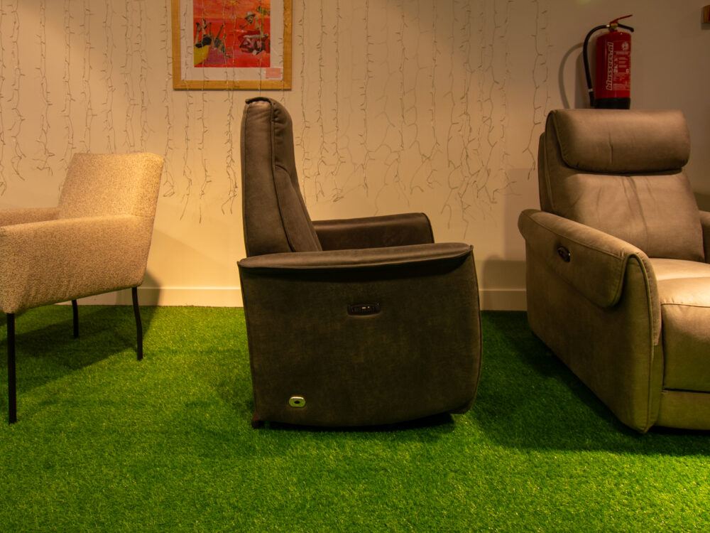 Mira Porto sta op en relaxfauteuil showroommodel - Afbeelding 9